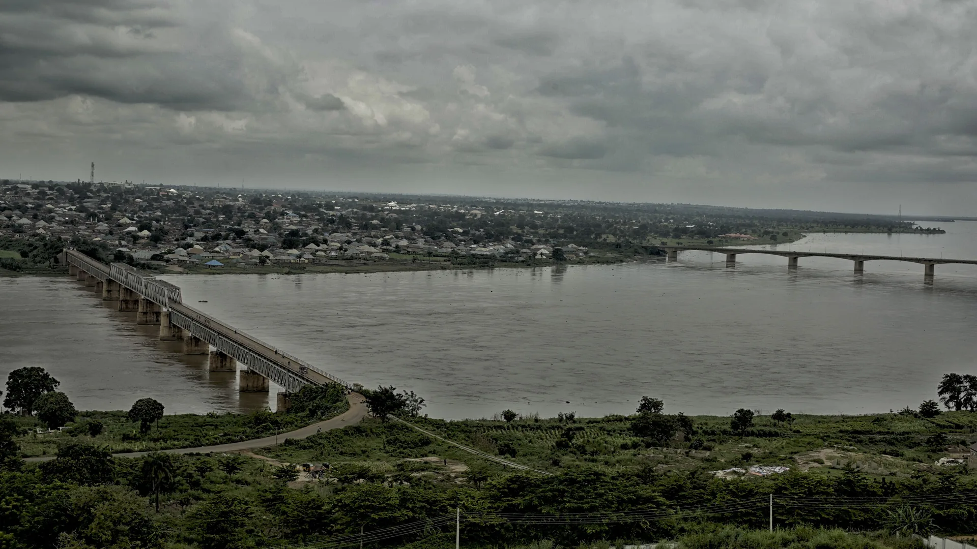 River Benue at Makurdi, with the rail and road bridges