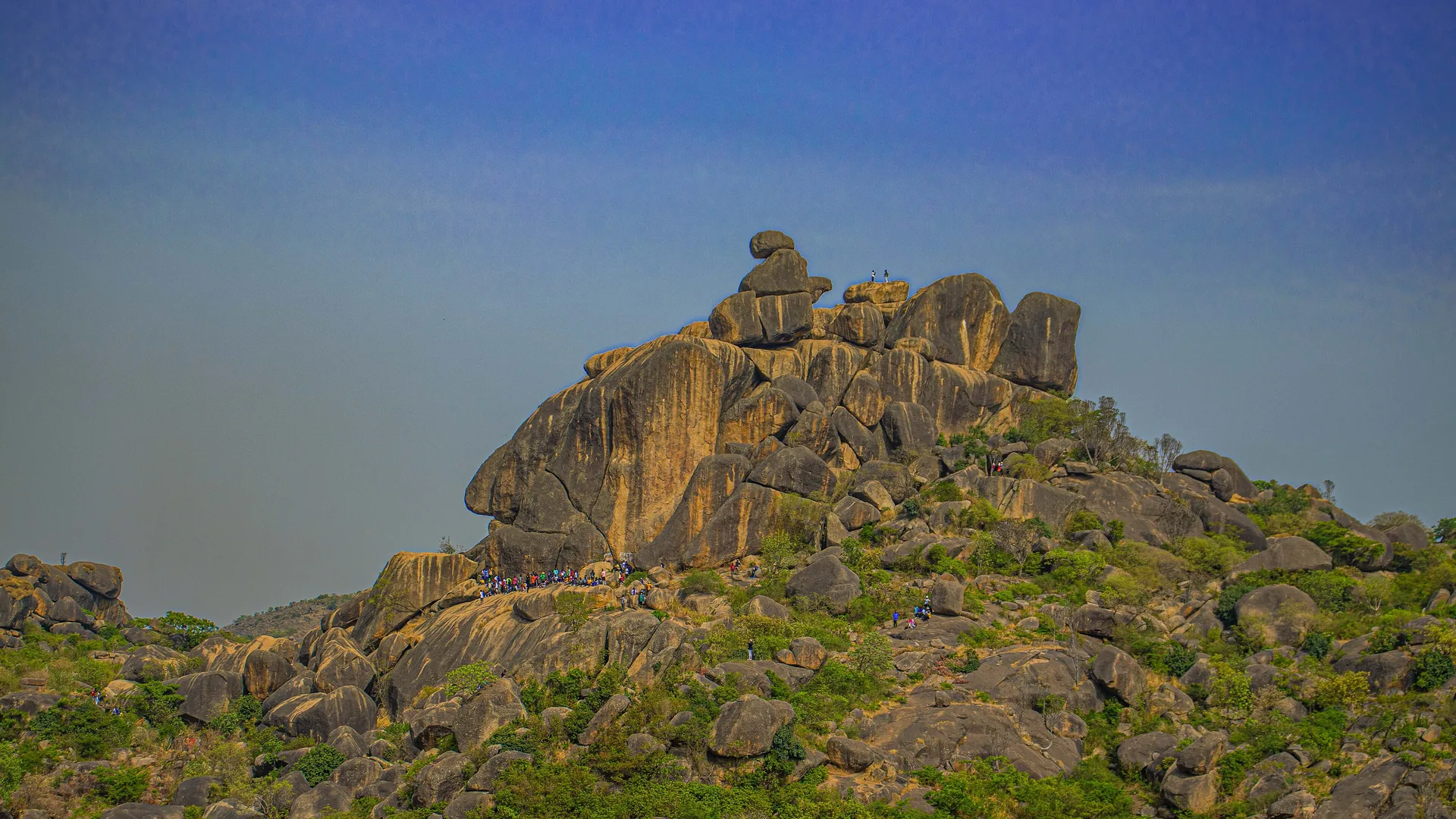 Shere Hills, Jos